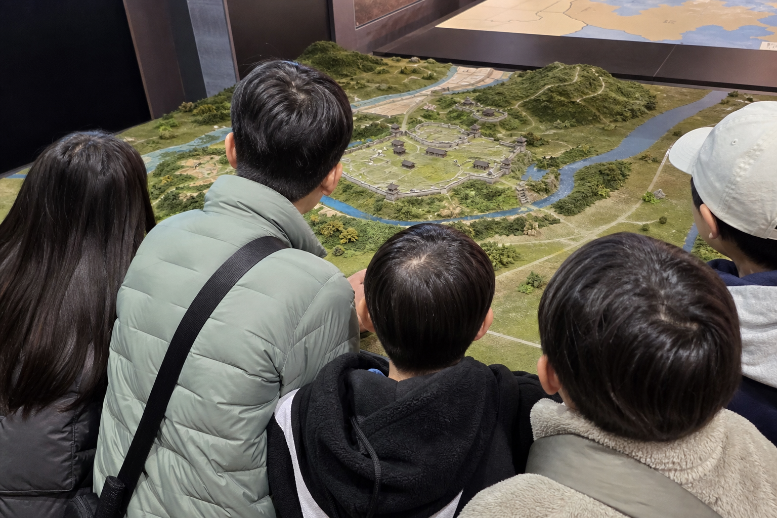 A natural AI-generated SEOULIAN editorial photograph illustrating Jangsu of Goguryeo