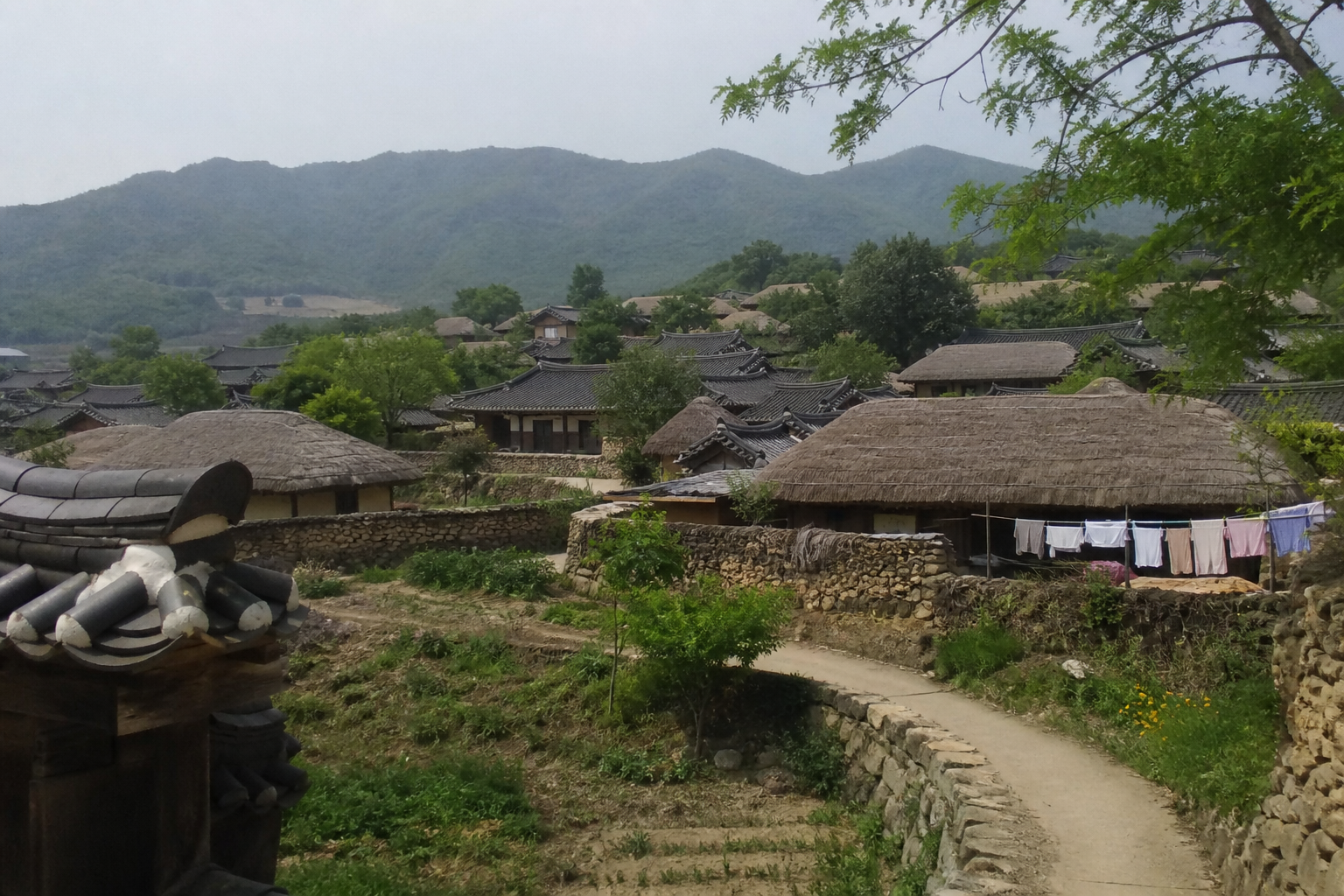 A natural AI-generated SEOULIAN editorial photograph illustrating Yangdong Folk Village